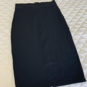 Pull over pencil skirt